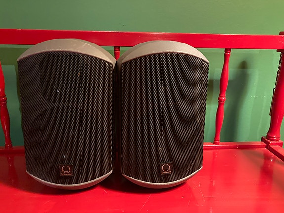 Turbosound kaiuttimet / monitorit