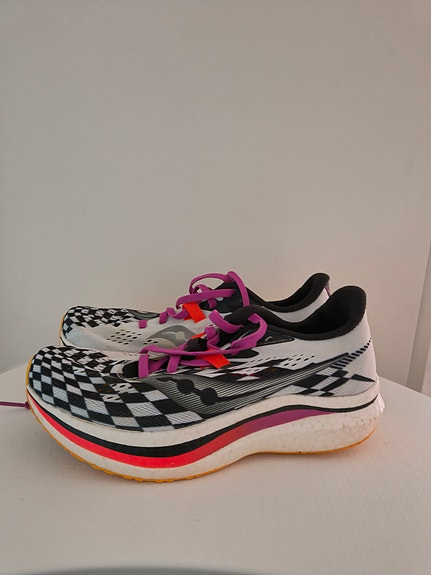 Saucony Endorphin Pro 2 hiilikuitukengät koko 39