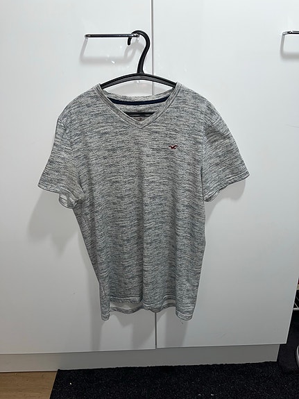 Hollister t-paita L-koko