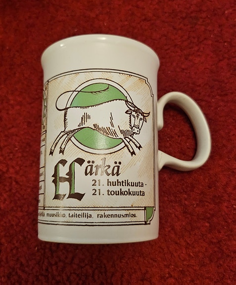 Härkä horoskooppi -muki