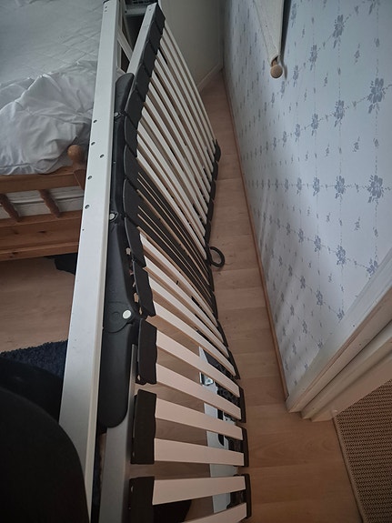 Moottori sälepohja
