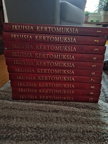Ikuisia kertomuksia kirjasarja 10 osaa