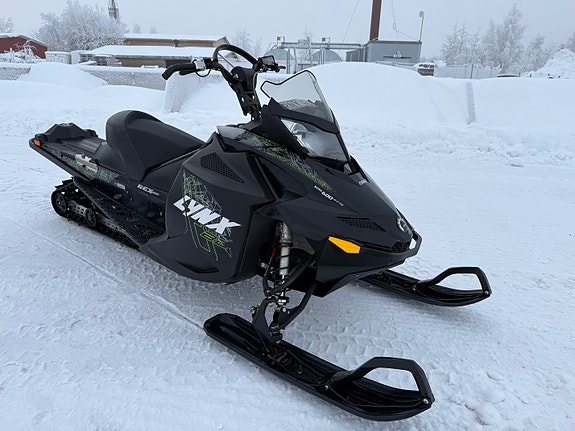 Lynx boondocker 3700 146” 600e -tec -13