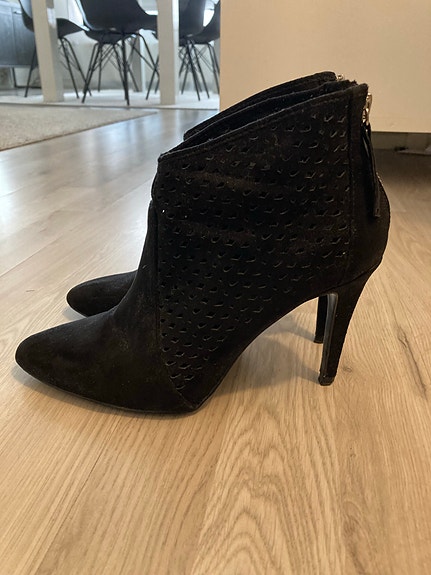 Zara korkokengät 39 musta