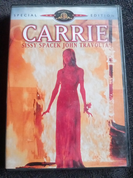 Carrie elokuva DVD