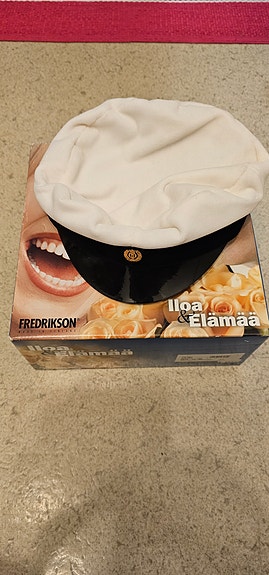 Fredrikson ylioppilaslakki koko 55