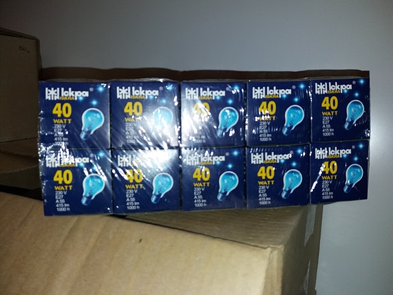 Hehkulamppuja 40w / 60w / 100w