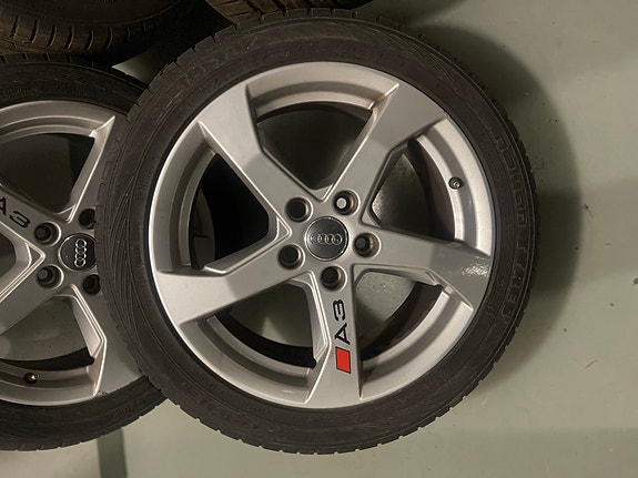 Audi A3 225/45 R17 Kesärenkaat + vante alu