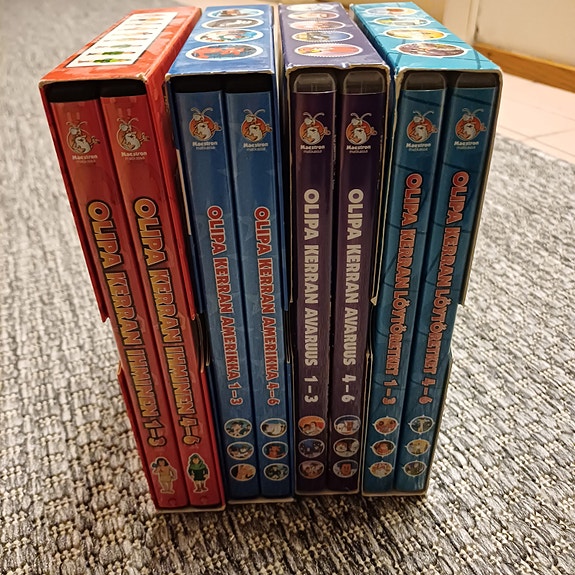 Olipa kerran - sarjaa 4 BOXIA (24 dvd-levyä), loistokunto