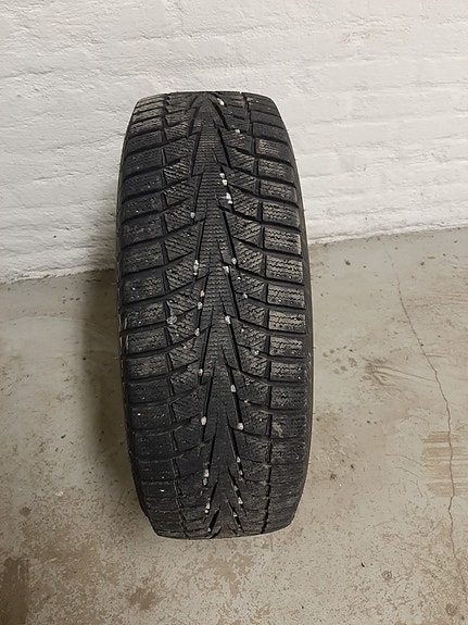 Kitkarengas 225/60 R18 – Hankook Winter i*cept X (DOT 2023) (1Kpl)