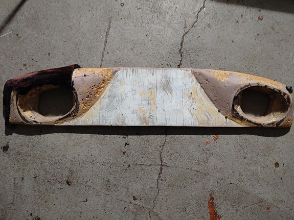 Toyota Corolla DX/KE70 vm.80-84 hattuhylly aihio