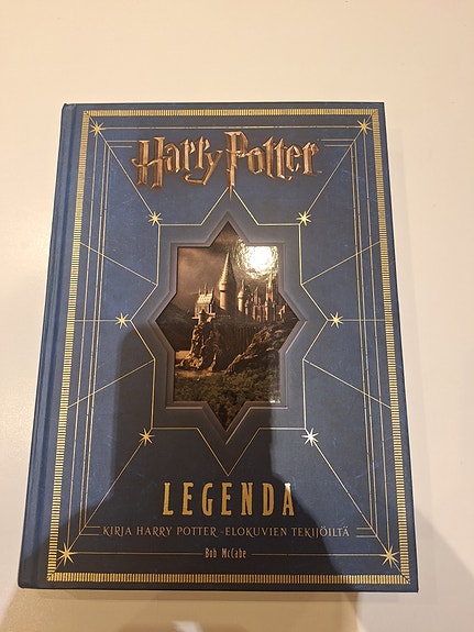 Harry Potter Legenda kirja kovakantinen kuvateos