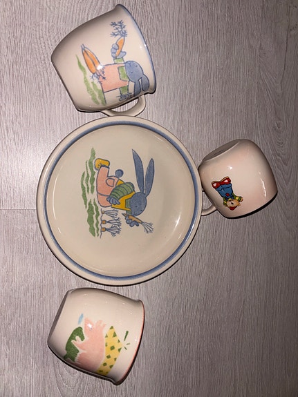 Pentik pupu kuvioiset lasten astiat
