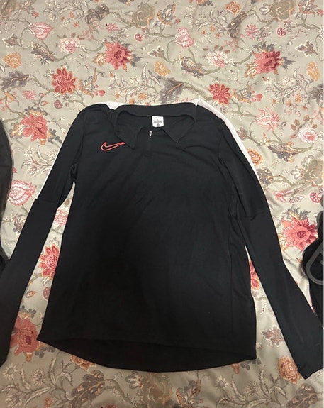 Nike pitkähihainen treenipaita