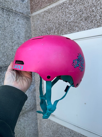 Giro tyttöjen pyöräilykypärä