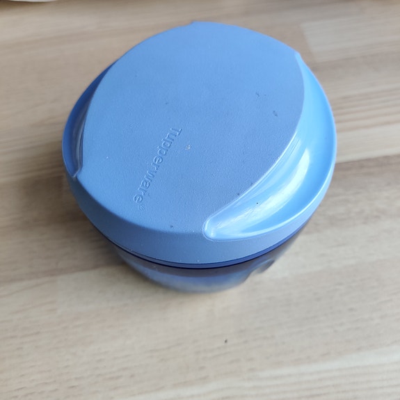 Tupperware silppuri 300 ml sininen muovi
