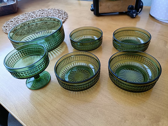 Riihimäen lasi Barokki astiat