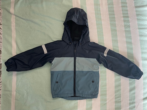 Everest sadetakki fleecevuorella 98/104