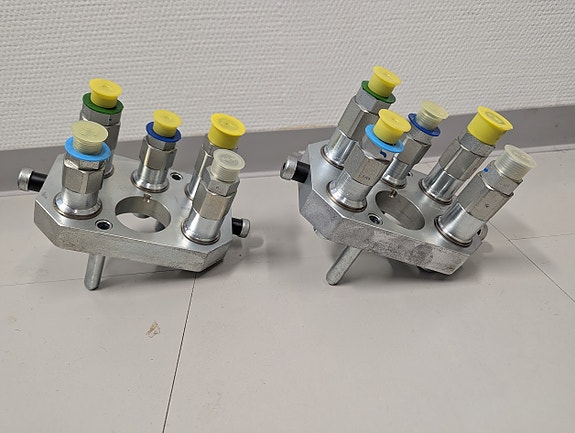 Product image 1 of 8