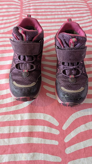 Superfit välikausikengät, 32