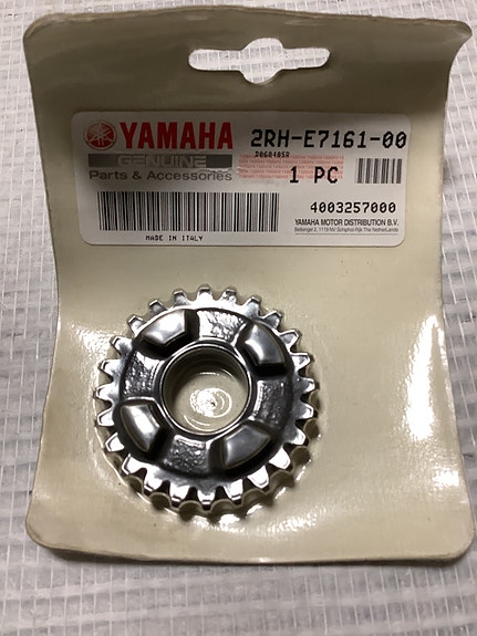 2RH-E7161-00 hammasratas YAMAHA TZR 125