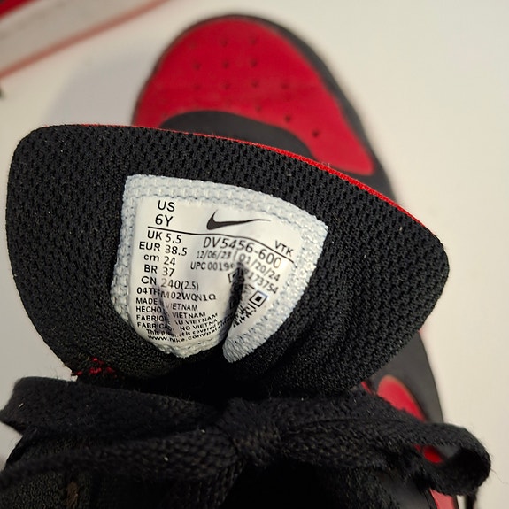 Product image 8 of 9