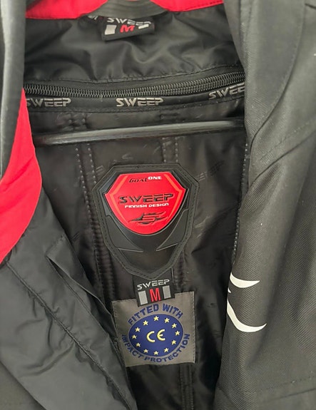 Product image 3 of 6