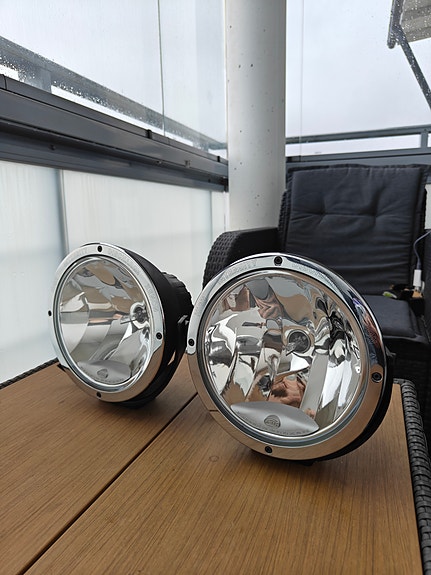 Hella Luminator Xenon lisävalot