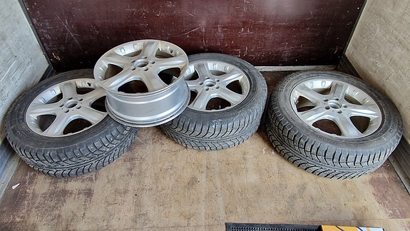 MERCEDES BENZ VANTEET 4 KPL  TÄNÄÄN NETTOHINTA 150€