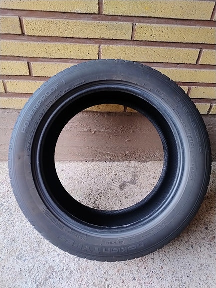 Nokian Powerproof 1 245/45-18 100Y Extra load