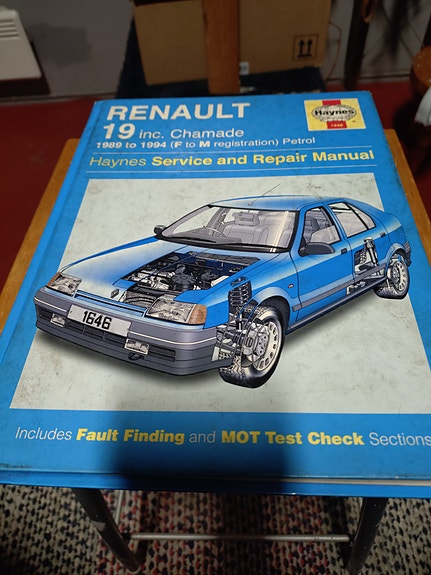 Renault 19 korjausopas
