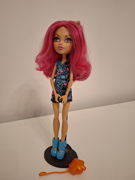 Monster High Howleen Wolf -nukke
