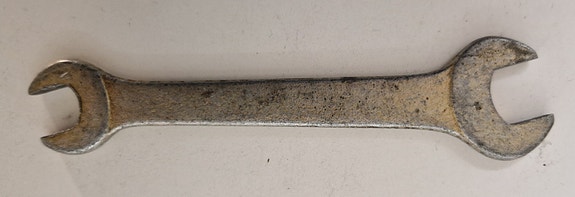 Fiat henkilöauton kiintoavain 13 / 17 mm
