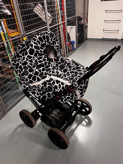 Product image 9 of 10