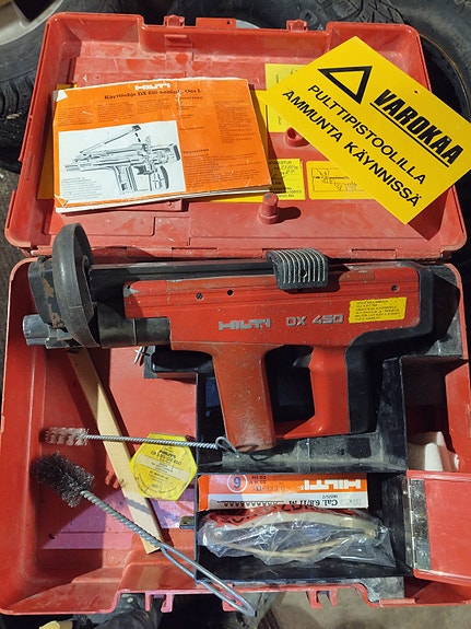 Hilti DX 450 naulauspistooli