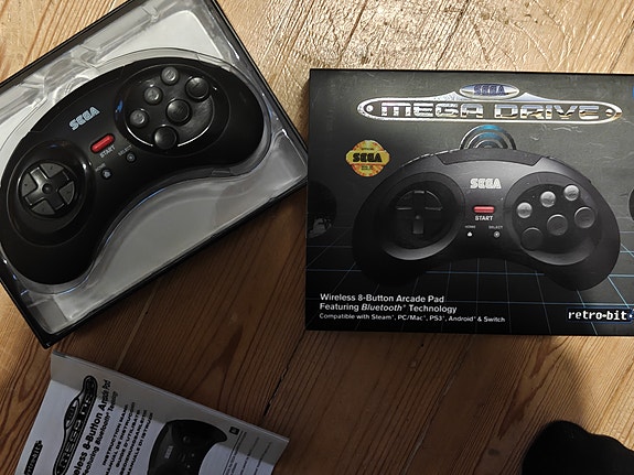 Bluetooth Retro-bit Sega Mega Drive langaton ohjain