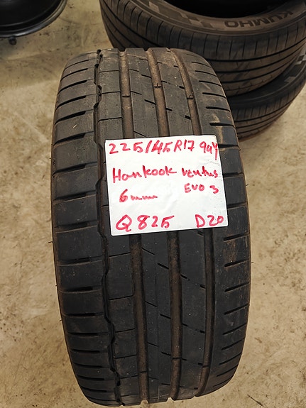 kesärenkaat  225/45R17 94Y  Hankook ventus s1 Evo 3    dot20   Q825