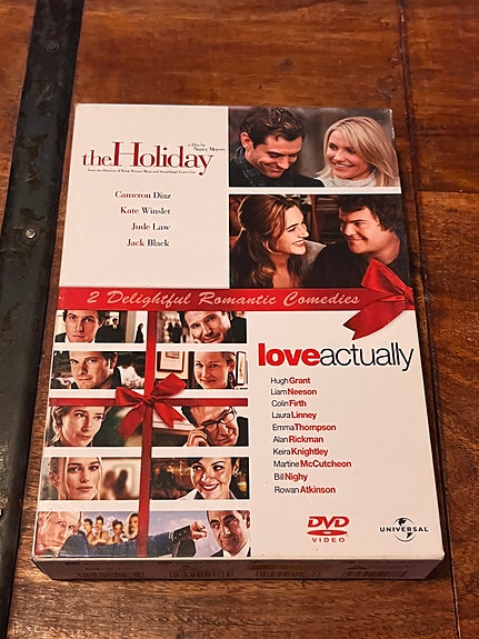 The Holiday ja Love actually DVDt