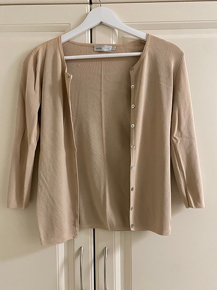 Naisten beige neuletakki S