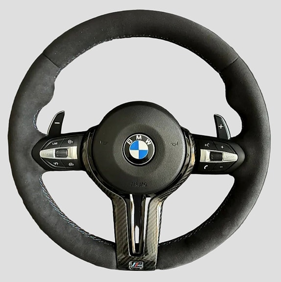 BMW F-sarjan M sport alcantaraohjauspyörä