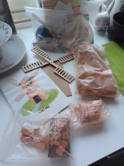 Product image 3 of 3