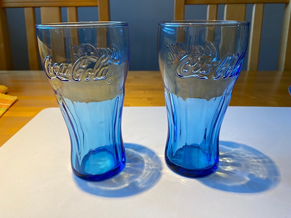 Siniset Coca Cola keräilylasit 2 kpl