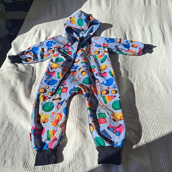 Product image 1 of 6