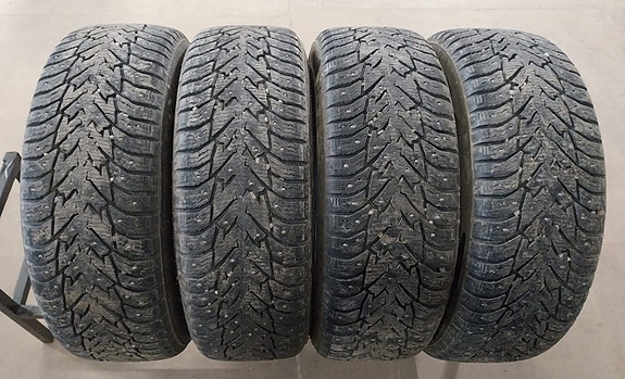 Käytetyt 245/70R16 Bridgestone nastarenkaat