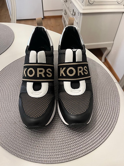 Michael Kors, Matalavartiset tennarit