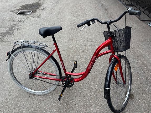 Solifer Shopper kaupunkipyörä – siisti, kori + tavarateline