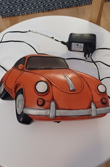 Volkkari Kupla yövalo