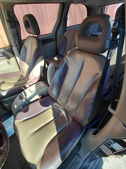 Chrysler Voyager 2003 nahkapenkit