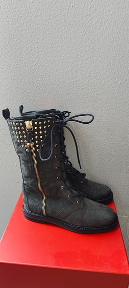 Product image 2 of 16