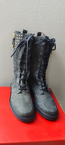 Product image 8 of 16